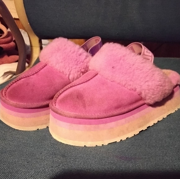 UGG Platform Funkette - Used - Picture 1 of 8